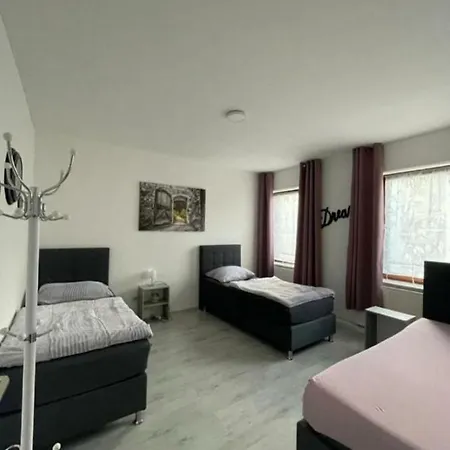 Central Apartment Krefeld 아파트