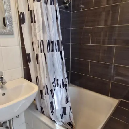 아파트 Central Apartment Krefeld