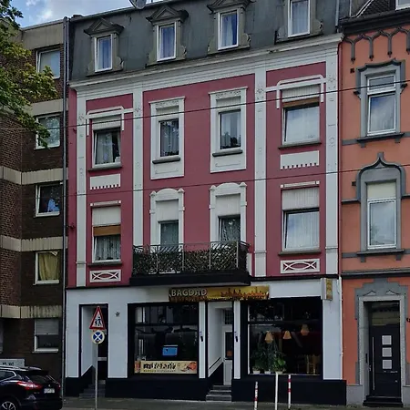 Central Apartment Krefeld *