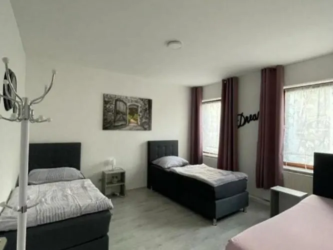Central Apartment Krefeld Daire